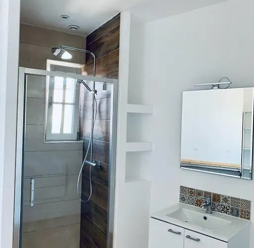 Maison Centre Confortable Feriehus